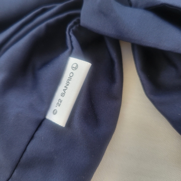 Sanrio Pompompurin Navy Satin Bow Tie Kawaii Cosplay Uniform - Picture 5 of 6